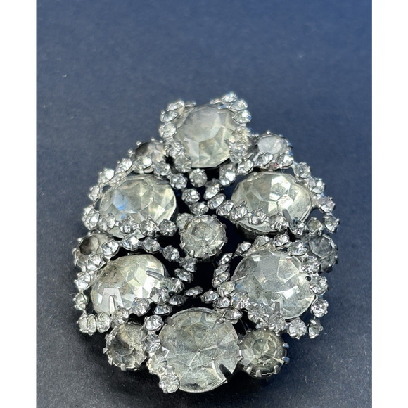 Vintage 1950s Rhinestone Brooch, Silver-tone Clear Crystal - Picture 2 of 16
